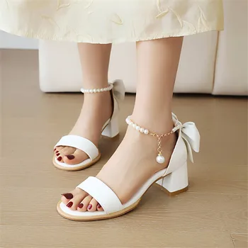PXELENA/ Женские босоножки с бусинами и узлом-бабочкой для милых девочек на среднем каблуке с ремешком на щиколотке, летняя обувь для пляжной вечеринки, 2023, Белый, Розовый, 45 г.