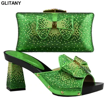 Комплект женской обуви и сумки из Италии Зеленого цвета, Комплект Итальянской женской обуви и сумки, украшенный стразами, Нигерийская женская обувь и сумка