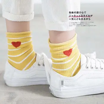 новые хлопковые женские носки в полоску 2018 года с красными сердечками, милые женские носки с ворсом, японские носки-трубочки