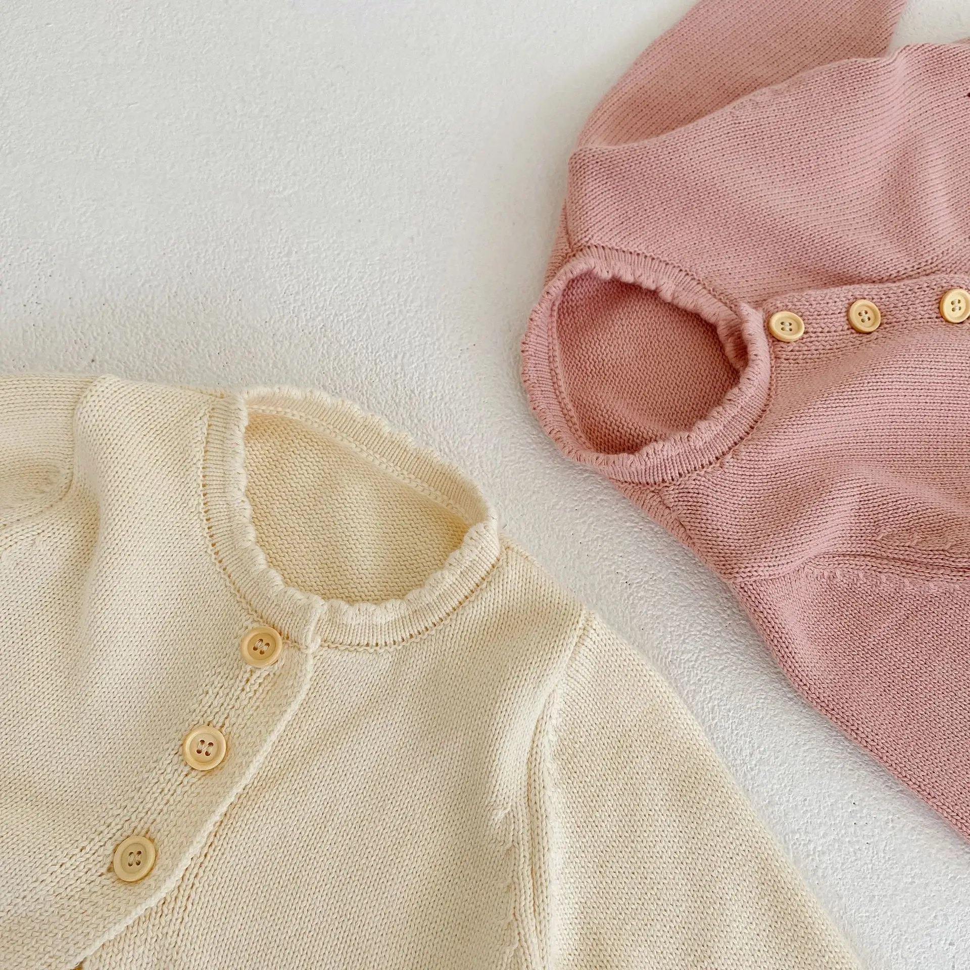 Осенний кардиган для новорожденных девочек, вязаный свитер из хлопчатобумажной пряжи, пальто с круглым вырезом, милое детское пальто