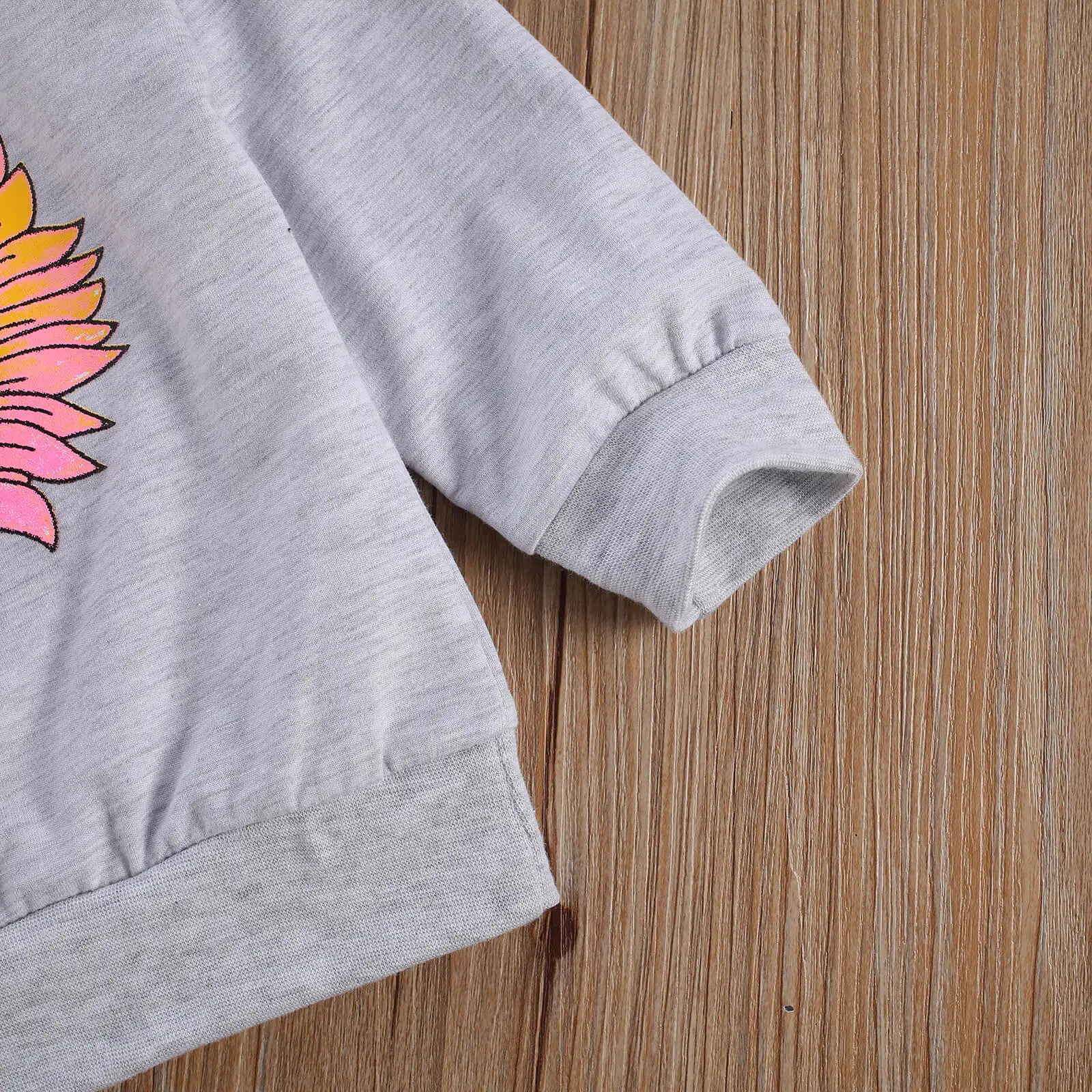 Новые осенние милые толстовки для маленьких девочек и мальчиков, пуловеры с цветочным принтом, топы с длинными рукавами, наряды 2 цвета