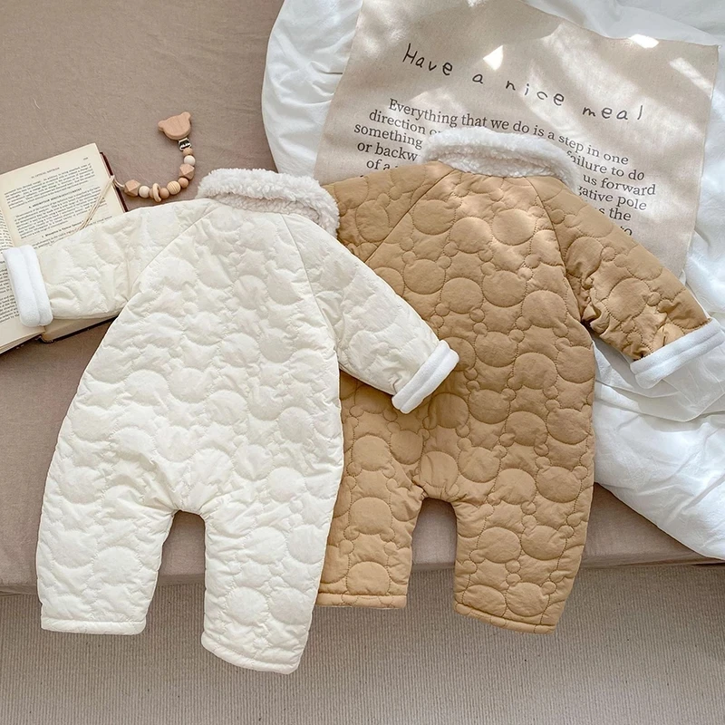Комбинезон с мультяшным медведем для мальчиков и девочек с карманом Теплый комбинезон Зимняя детская одежда 0-3 года Комбинезон для новорожденных Утолщенный хлопковый комбинезон