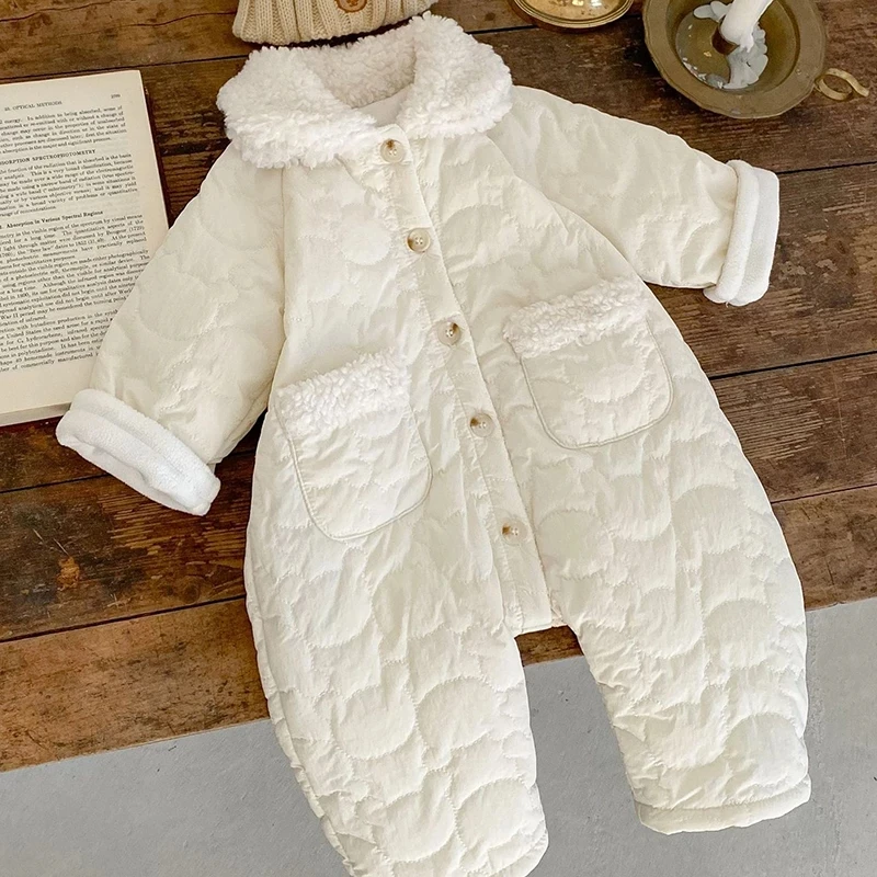Комбинезон с мультяшным медведем для мальчиков и девочек с карманом Теплый комбинезон Зимняя детская одежда 0-3 года Комбинезон для новорожденных Утолщенный хлопковый комбинезон