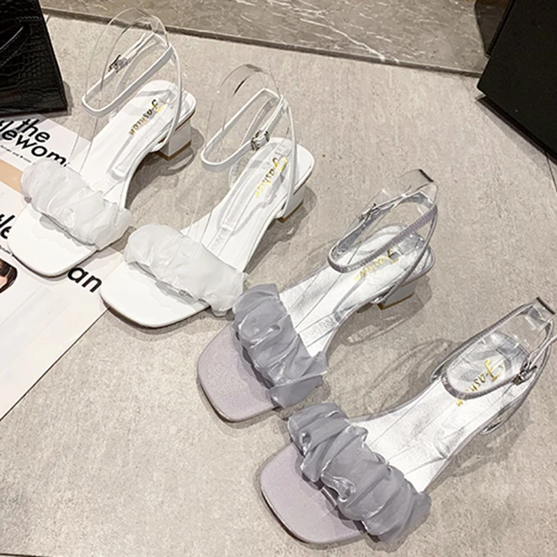 Дизайнерские шелковые плиссированные современные босоножки, женская летняя обувь 2021 года, шикарные сандалии-гладиаторы с квадратным носком на толстом высоком каблуке, sandalias mujer