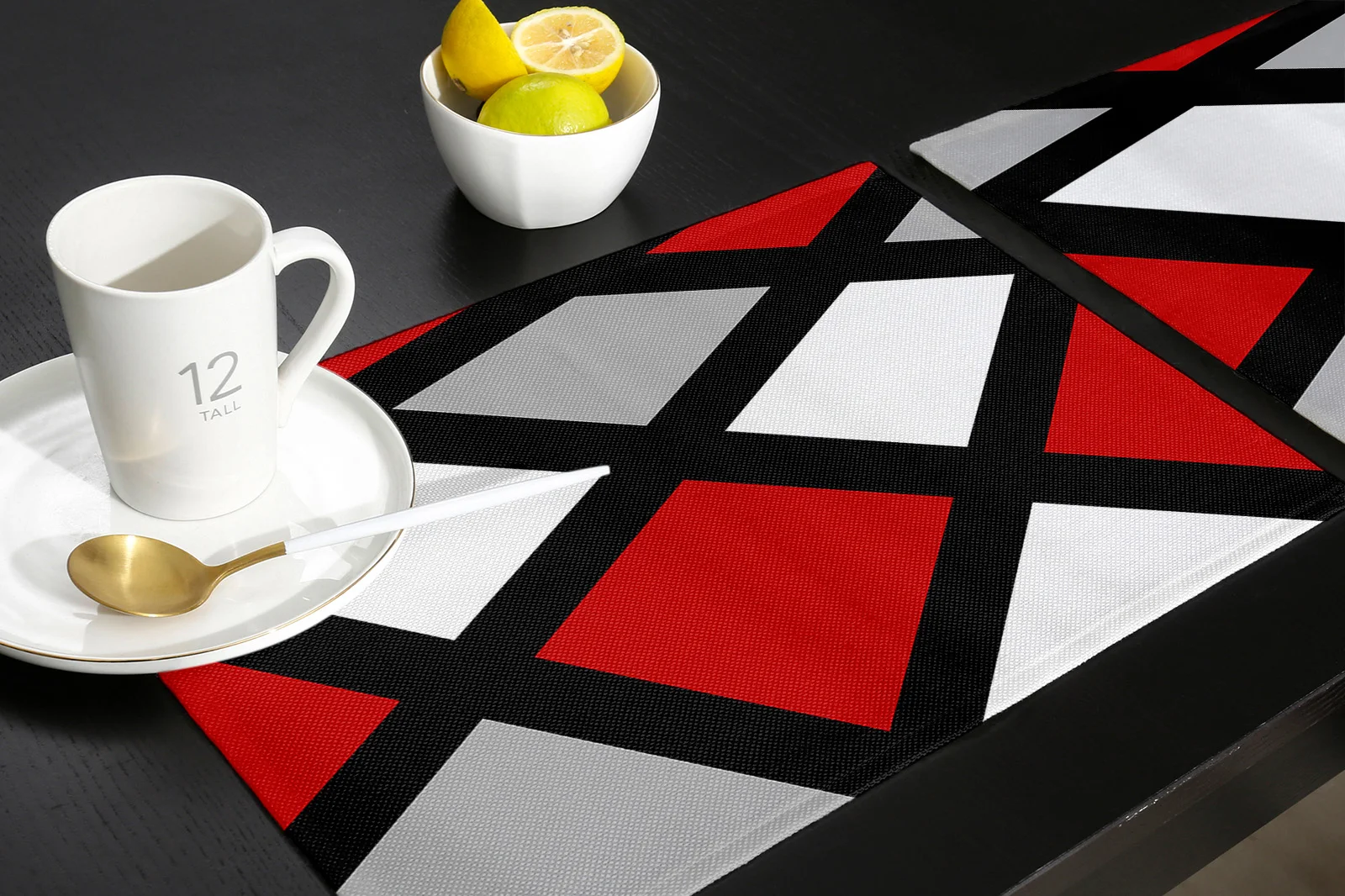 Красный Черный Серый Геометрический Квадратный коврик для обеденного стола Коврики для посуды Коврик для кухонной посуды Коврик 4/6 шт. Коврик для стола Украшение дома